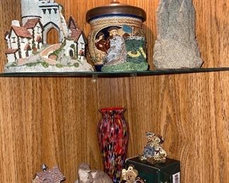 Tobacco Jar, Variety of Castles and Sand Castle Statues