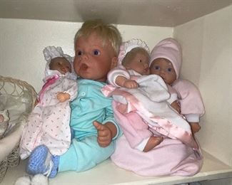 Lee Middleton Dolls and Others downstairs master 