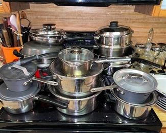 Nice Pots and Pans Wearever, Professional Aluminum, New Dimensions 