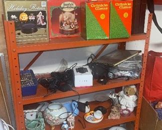 Crinkle Claus Figurines, Hand Weights, Planters