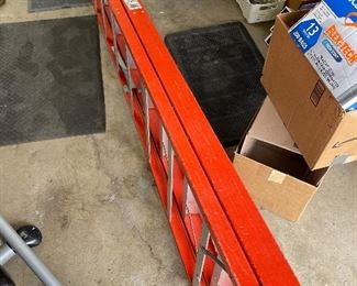 Keller 8' heavy duty fiberglass ladder.