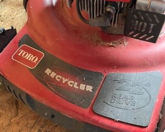 Toro 22" Recycler with bag.