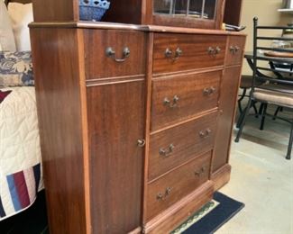 Small Hutch $175 C1776 38121
