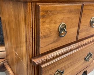 2 Drawer Nightstand  $10 C1773 38173