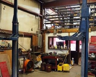 Nussbaum 7000 LB Two Post Isometric Auto Lift