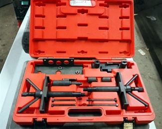 EWK Volvo Cam Tool Kit, In Carrying Case
