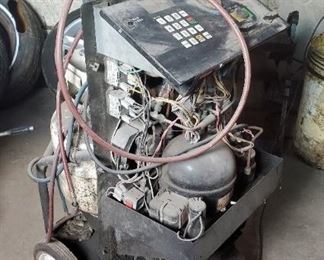 Robinair Refrigerant Recovery, Recharging And Recycling Stations Qty 2, Parts Only