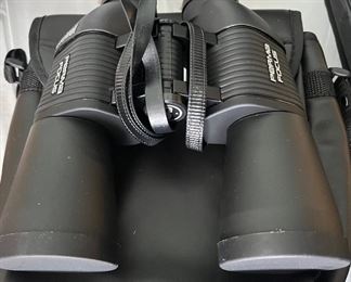 Bushnell Binoculars 