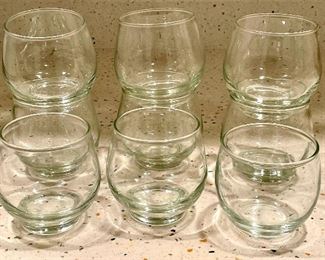Item 224:  Set of 9 Glasses:  $10