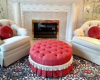 Gorgeous Ethan Allen Furnishings! (Chairs are sold)