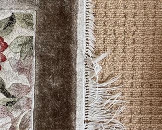 detail - missing some fringe