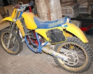 Suzuki Dirt Bike