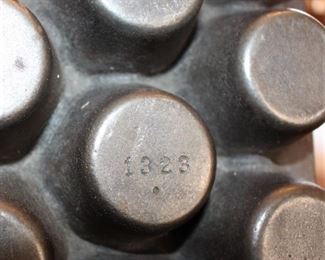 Underside of Wagner muffin mold.