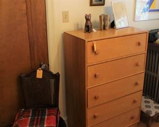 Very nice maple chest of drawers with matching end tables.