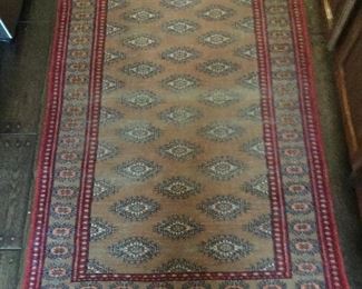 61" x 40" Oriental Rug