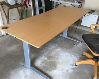GeekDesk Adjustable Desk (sit or stand to work) 79"x 32"