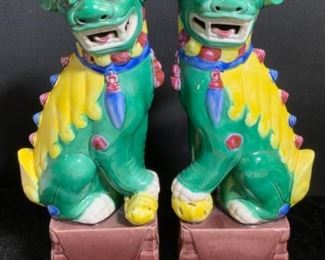Pr Vntg Hand Painted Asian Ceramic Fu Dog Figurals

