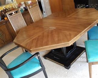 mid century dining set, with 1 leaf and pads