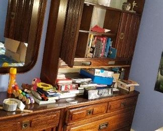 Thomasville bedroom set