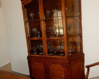 Gorgeous small China Cabinet