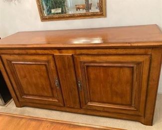 Chatham Glen Dining Room Buffet