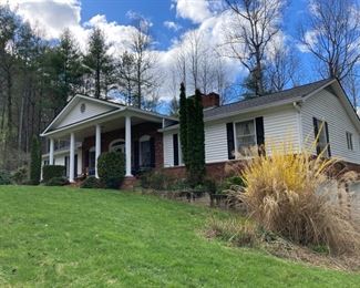 Street view from Middleton Rd