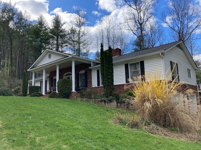 Street view from Middleton Rd