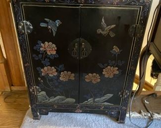 Oriental chest
