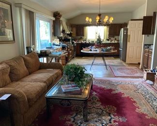 Den/kitchen overview