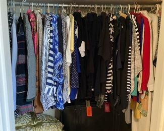 Women's clothing sizes L/XL