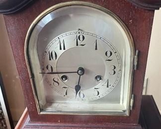 Mantle Clock