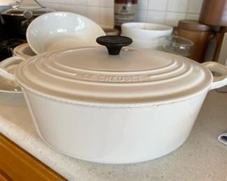 Le Creuset White Dutch Oven