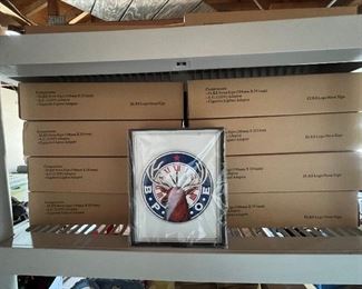 More than 500 pieces Neon light