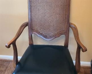 2 chairs to head of dining table