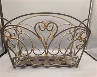 Iron magazine holder