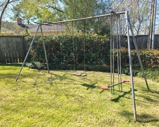 Swing set