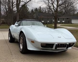 1979 Corvette L82 Auto with headers.
All factory options 
43,730 miles Frost Blue
Great condition - glass T Tops - new tires and front brakes and calipers - new power antenna - many new parts.