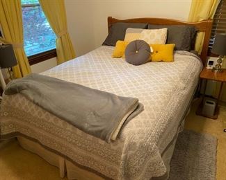 Queen Oak Bed with Pillow Top Mattress