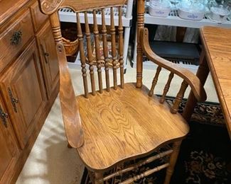 Oak Table with 6 chairs 