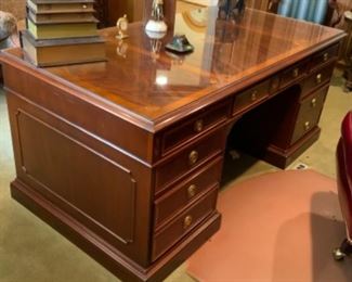 Hekman inlaid Executive Desk $1,100