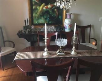 Dining table & 6 chairs