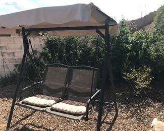 Nice outdoor swing to enjoy the the warm weather. In good condition.