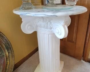 Pedestal, Marble round top 
