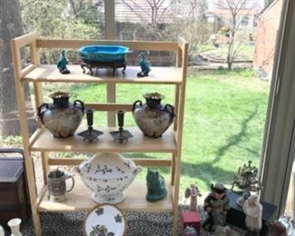 Sun Room:   More collectibles are shown:  ceramics, porcelain, vintage Cliftwood ceramic cat, and vintage Christmas.  Closer photos follow.