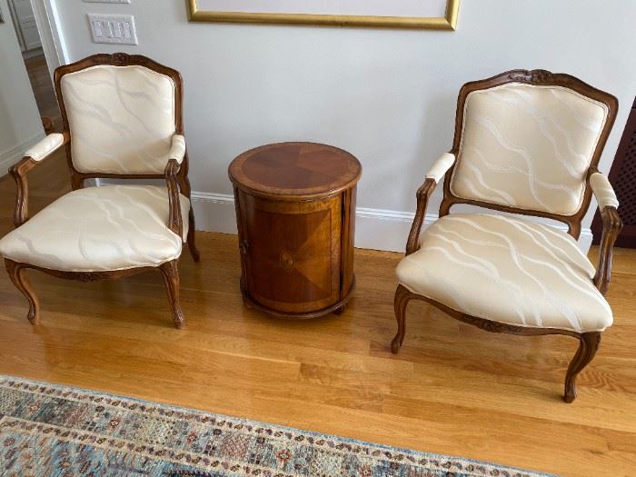 DUXBURY ESTATE SALE in Duxbury, MA starts on 4/1/2022