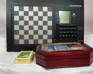 Lot of 3 Games Poker, Chess and Concentration