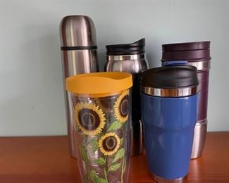 Lot Of 6 Tumblers And Vintage 1990s Coleman Polylite 12 Gallon Cooler