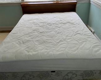 Queen Size Mattress And Headboard
