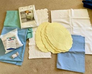Small Lot Of Table Linens Tablecloths, Placemats, Runners And More
