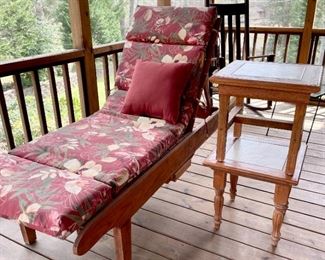 Teakwood Outdoor Lounge Chair With 2 Tables
